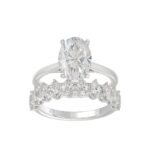 14K WHITE GOLD 4 1/2CT ROUND/OVAL DIAMOND LADIES BRIDAL SET (CENTER STONE OVAL DIAMOND 3.00CT)