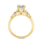 LADIES RING 2 1/4CT BAGUETTE/EMERALD DIAMOND 14K YELLOW GOLD (CENTER STONE EMERALD DIAMOND 2.00CT ) - Image 2