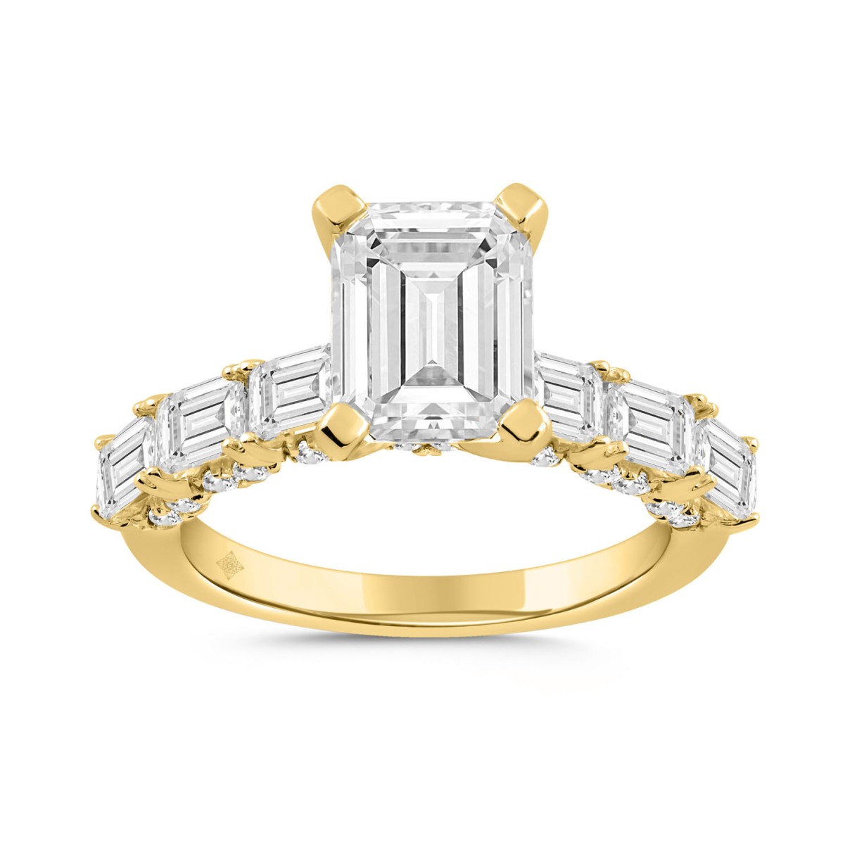 LADIES RING 4 1/2CT ROUND/EMERALD DIAMOND 14K YELLOW GOLD (CENTER STONE EMERALD DIAMOND 3.00CT) 1 LADIES RING 4 1/2CT ROUND/EMERALD DIAMOND 14K YELLOW GOLD (CENTER STONE EMERALD DIAMOND 3.00CT) - Image 1
