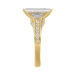 Luxury 14K Yellow Gold Ladies Diamond Ring 4.00CT Round, Emerald & Baguette Diamonds with 3.00CT Emerald Center stone (Color F-G -Clarity VS1/VS2) - Image 3