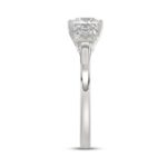 14K WHITE GOLD 1 3/4CT PRINCESS/TRAPEZOID DIAMOND LADIES RING (CENTER STONE PRINCESS DIAMOND 1 1/4CT) - Image 4