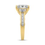 Luxury 14K Yellow Gold 4 1/4Ct Radiant & Round Lab Grown Diamond Engagement Ring 3.00Ct Radiant Center Stone With Trapezoid & Baguette Side Stones Tri - Image 3