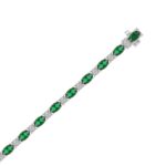 14K WHITE GOLD 6 7/8CT ROUND/EMERALD OVAL DIAMOND LADIES BRACELET (EMERALD OVAL 6 1/6CT) - Image 3