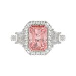 14K WHITE GOLD 4 1/4CT ROUND/RADIANT/TRAPEZOID DIAMOND LADIES RING (CENTER STONE PINK RADIANT DIAMOND 3.00CT) - Image 2