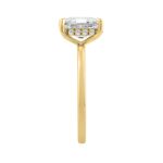 14K YELLOW GOLD 2.00CT ROUND/EMERALD DIAMOND LADIES RING (CENTER STONE EMERALD DIAMOND 2CT) - Image 2