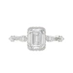 LADIES RING 3 1/2CT ROUND/MARQUISE/EMERALD DIAMOND 14K WHITE GOLD (CENTER STONE EMERALD DIAMOND 3.00CT) - Image 2