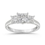 14K WHITE GOLD 2 1/6CT PRINCESS DIAMOND LADIES RING (CENTER STONE PRINCESS DIAMOND 1CT)