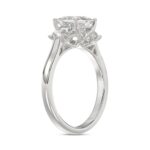 14K WHITE GOLD 1 3/4CT PRINCESS/TRAPEZOID DIAMOND LADIES RING (CENTER STONE PRINCESS DIAMOND 1 1/4CT) - Image 3