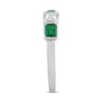 14K White Gold 1.00 CT Green Emerald & White Diamond Alternating Band Ring - Image 2