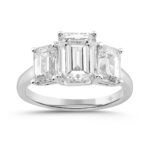 LADIES RING 5CT EMERALD DIAMOND 14K WHITE GOLD (CENTER STONE EMERALD DIAMOND 3CT )