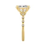 14K YELLOW GOLD 3.00CT ROUND/OVAL DIAMOND LADIES RING (CENTER STONE OVAL DIAMOND 3CT) - Image 3